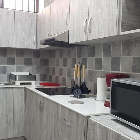 Modern Luxury Studio Fully Equipped Apartment Flic-en-Flacq Екстериор снимка