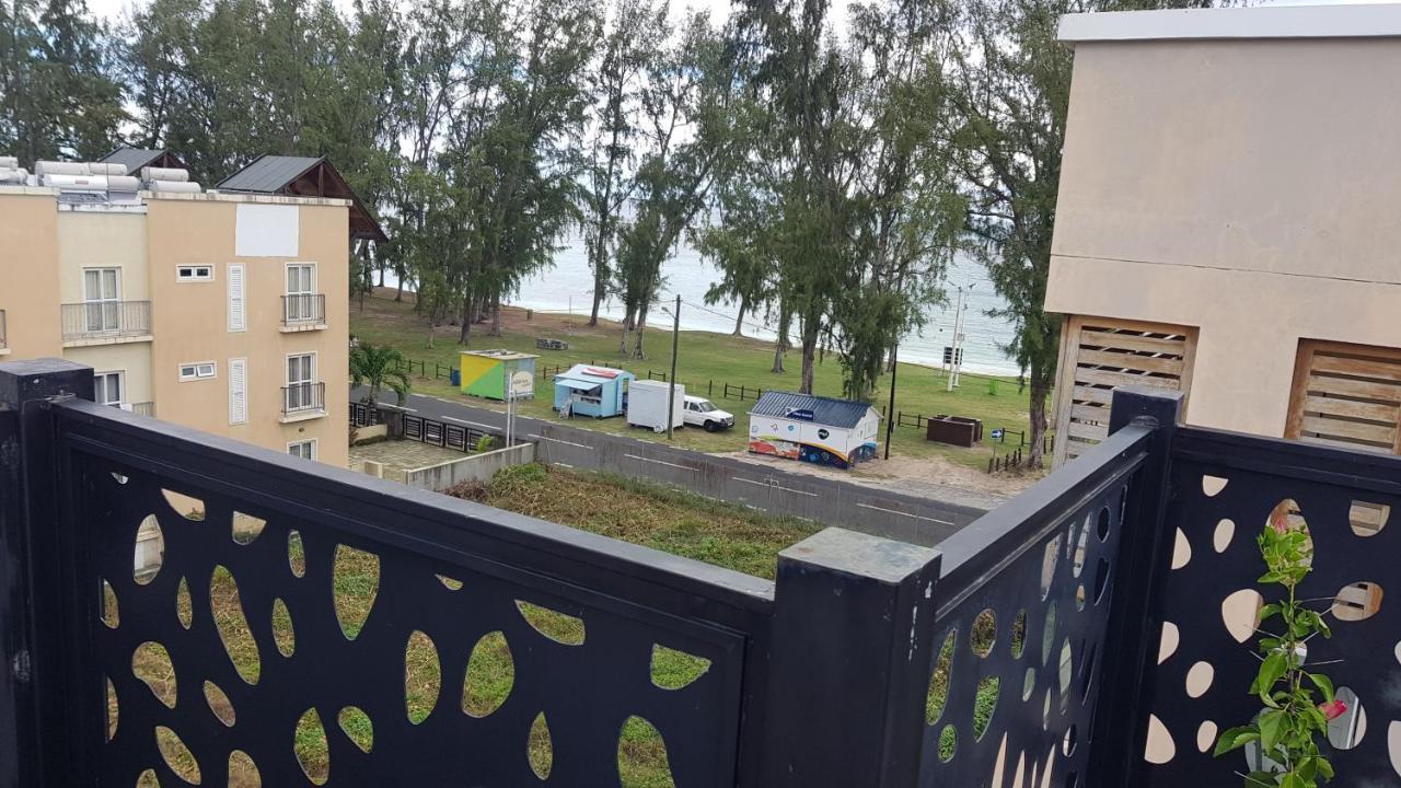 Modern Luxury Studio Fully Equipped Apartment Flic-en-Flacq Екстериор снимка